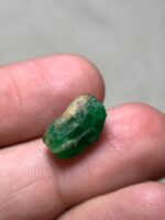 5.20ct Swat Emerald Crystal: Natural Elegance from Pakistan’s Gemstone Heart - Image 3