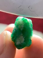 16.70ct Natural Emerald Crystal from Swat Valley – Large Untreated Collector's Gem (18.35 × 11.82 × 11.58 mm) - Image 5