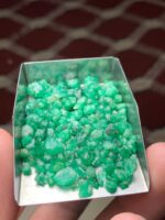 Raw Beauty: A 65.80 ct Emerald Rough Lot from Swat, Pakistan - Image 5