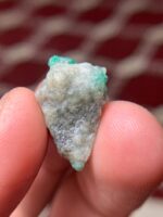14.51 ct Swat Emerald Specimen – Compact Gem with Natural Charm - Image 7