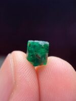 2.37ct Swat Emerald Crystal – Natural Green Gemstone (7.00 x 5.97 x 6.40 mm) - Image 3