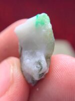 19.25ct Swat Emerald Crystal – Natural Green Gemstone Specimen - Image 5