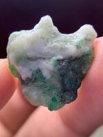 Verdant Majesty: 21.65ct Swat Emerald Specimen with Impressive Spread - Image 4