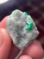 A 68.40-Carat Swat Emerald Specimen: Strength, Structure & the Depth of Natural Green - Image 10