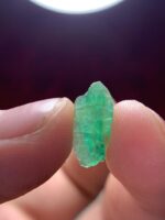 1.95ct Laghman Emerald Crystal: Sleek Afghan Beauty with Exceptional Spread - Image 4