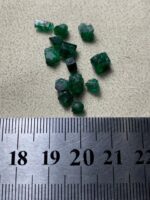 Panjshir Emerald Rough Lot – 9.80 Carats of Natural Green Essence - Image 12