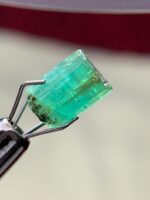 Small Wonder: A 2.13ct Panjshir Emerald Crystal with Exceptional Presence - Image 6