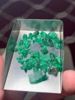 30.83ct Swat Emerald Rough – A Compact Lot of Rich Green Crystals - Image 11