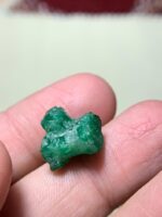 Majestic Green — The 10.50-Carat Swat Emerald Crystal - Image 3