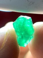 2.40ct Swat Emerald Crystal – Natural Untreated Green Gemstone (10.70 x 7.80 x 5.20 mm) - Image 7