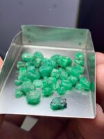 34.30ct Emerald Rough Lot from Swat: Natural Treasures in Compact Form - Image 10
