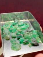 40.20ct Laghman Emerald Rough Lot – Long Crystal Form - Image 2