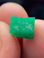 4.53ct Natural Emerald Crystal from Swat: A Gemstone of Rare Clarity & Color - Image 2