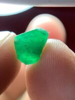 1.54ct Swat Emerald Crystal: Natural Gemstone, Pakistan - Image 4