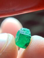 Tiny Panjshir Emerald Crystal – 1.25 Carats of Natural Green - Image 5
