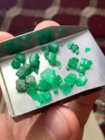 Swat Emerald Collection: 25.95ct Emerald Rough Lot (5.53 × 8.84 × 6.94 mm) - Image 6