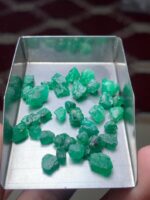 30.12ct Swat Emerald Rough Lot – Nature’s Vibrant Green Treasures - Image 9