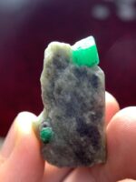 79.21ct Swat Emerald Specimen – Large Untreated Natural (35.96 x 21.55 x 13.07 mm) - Image 4