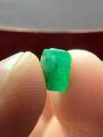 The Timeless Beauty of a 2.46ct Emerald Crystal from Swat: Size, Depth, and Sparkle - Image 7