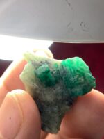 92ct Swat Emerald Specimen  Untreated Natural Crystal (35.12 x 28.07 x 23.47 mm) - Image 7