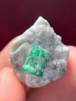 24.35ct Swat Emerald Specimen – Natural Untreated Green Crystal (21.61×18.04×11.16 mm) - Image 9
