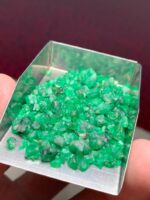 Bulk Gem Highlight: 42.39 ct Swat Emerald Rough Lot - Image 3
