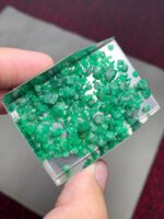Bulk Gem Highlight: 42.39 ct Swat Emerald Rough Lot - Image 5
