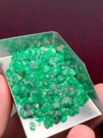 Bulk Gem Highlight: 42.39 ct Swat Emerald Rough Lot - Image 6
