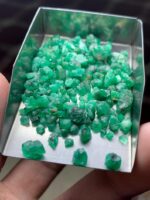 46.55 ct Swat Emerald Rough Lot: Greater Volume, Broader Possibilities - Image 6
