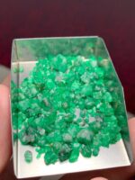 Bulk Gem Highlight: 42.39 ct Swat Emerald Rough Lot - Image 10