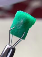 7.04 ct Swat Emerald Crystal – Nature’s Geometric Green - Image 3