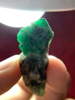 72.80 ct Natural Emerald Specimen from Swat — Collector’s Crystal with Rich Green Color - Image 2
