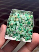 Emerald Rough Lot from Swat Valley  120.07 Carats of Natural Beauty - Image 11