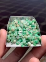 Emerald Rough Lot from Swat Valley  120.07 Carats of Natural Beauty - Image 3