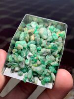 Emerald Rough Lot from Swat Valley  120.07 Carats of Natural Beauty - Image 4