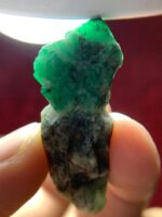 72.80 ct Natural Emerald Specimen from Swat — Collector’s Crystal with Rich Green Color - Image 10