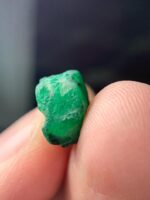 7.05 ct Swat Emerald Crystal – Balanced Form and Vivid Green - Image 11