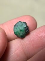 7.05 ct Swat Emerald Crystal – Balanced Form and Vivid Green - Image 5