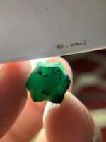 7.05 ct Swat Emerald Crystal – Balanced Form and Vivid Green - Image 7