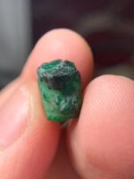 7.05 ct Swat Emerald Crystal – Balanced Form and Vivid Green - Image 9