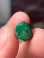 7.05 ct Swat Emerald Crystal – Balanced Form and Vivid Green - Image 10