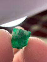 4.37 ct Swat Emerald Crystal – Compact Beauty with Natural Elegance - Image 4