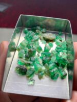 Raw Elegance: 35.00ct Emerald Rough Lot from Laghman, Afghanistan - Image 8