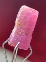Discovering the Potential of a 5.450ct African Ruby Crystal: 11.98 x 6.41 x 5.49mm - Image 5