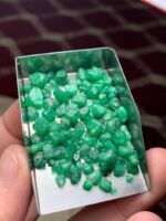 Majestic Swat Emerald: 66.35ct Rough with Exceptional Potential - Image 3