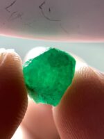 2.80 ct Natural Emerald Crystal from Swat – Raw, Untreated & Radiant - Image 7