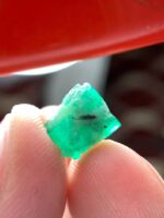 4.15 ct Swat Emerald Crystal – Natural Green Gem from Pakistan - Image 10
