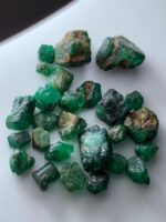 71.59ct Swat Rough Emerald Lot: Bold, Untreated Crystals in Rich Green (13x14x9mm Avg) - Image 3