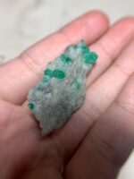 72.80 ct Swat Emerald Specimen – Broad and Graceful Natural Crystal - Image 5