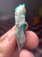 72.80 ct Swat Emerald Specimen – Broad and Graceful Natural Crystal - Image 6